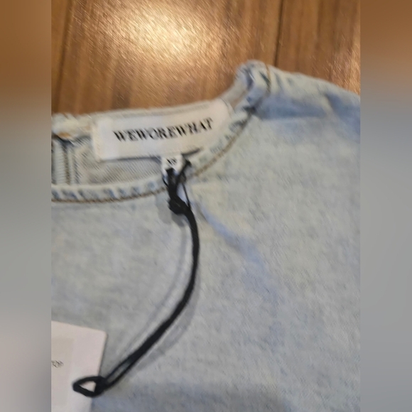 💚 NWT We Wore What Light Blue Denim Crop Top - Picture 5 of 10
